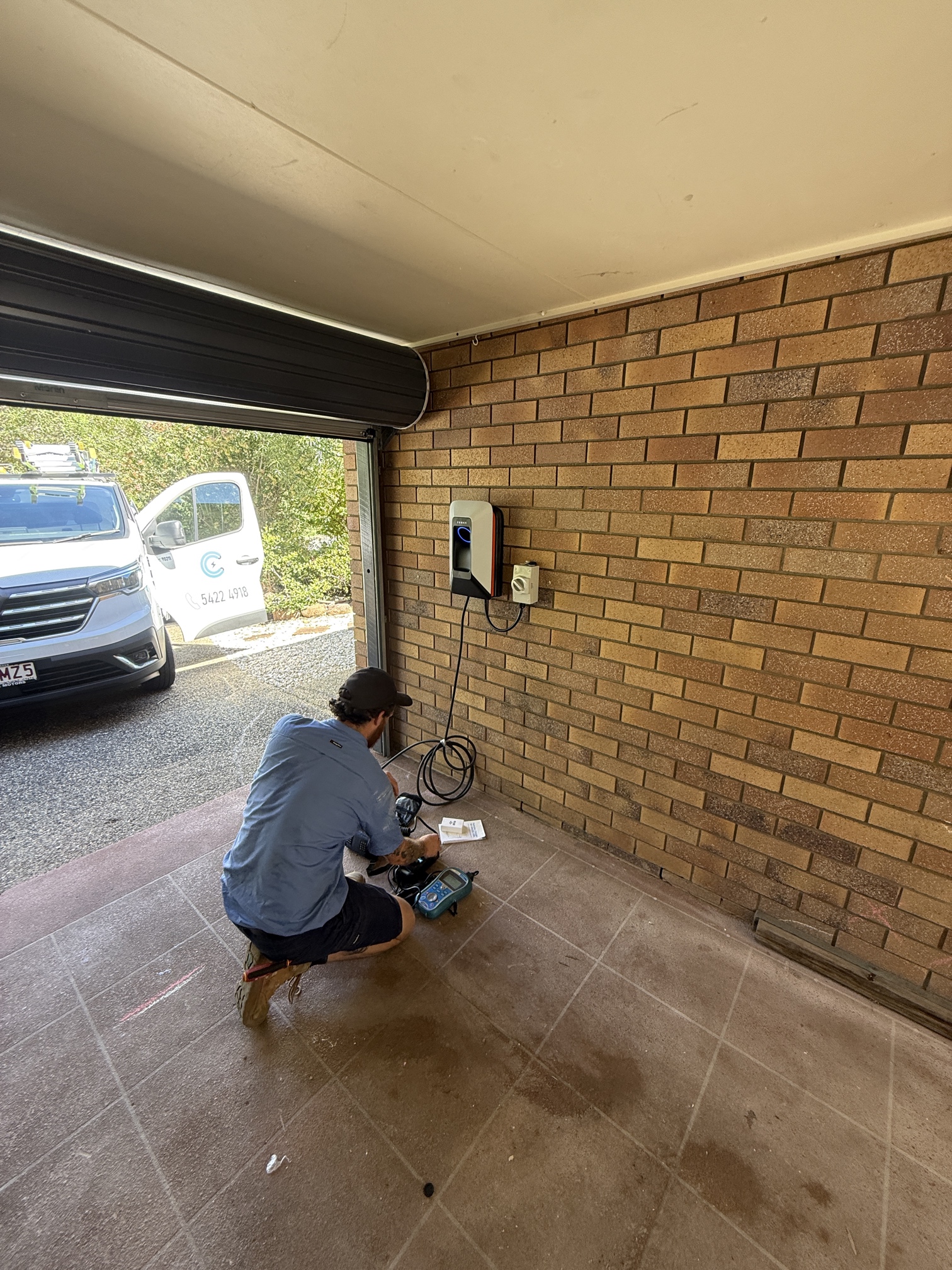 Commercial Electrician Services Commercial Electrician Services